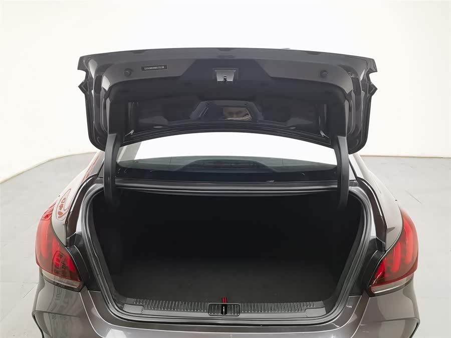 MG 5 2024 car image #17