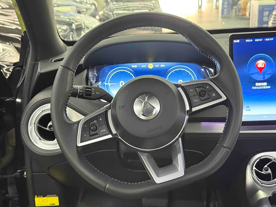 Denza X 2020 car image #17