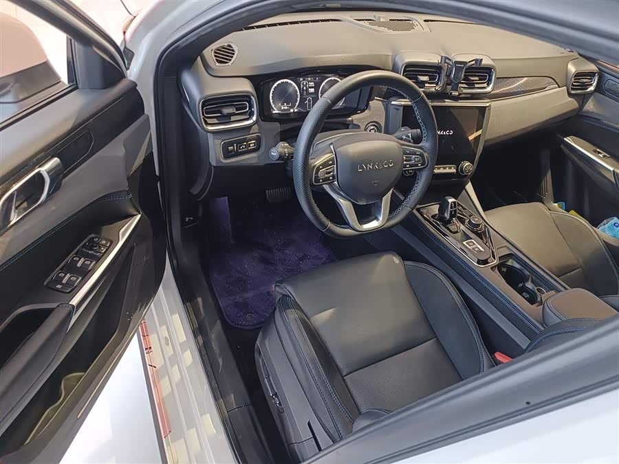 Lynk & Co 03 New Energy 2021 #17 Lynk & Co 03 New Energy 2021 car image #17