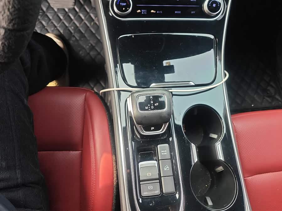 Forthing T5 EVO 2021 #17 Forthing T5 EVO 2021 car image #17