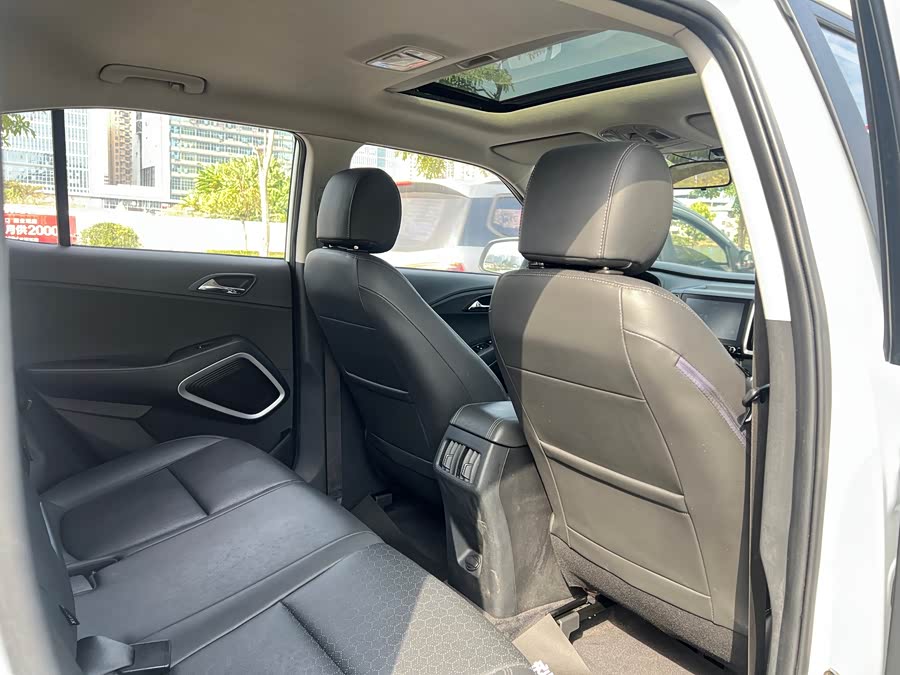 Hyundai ix35 2018 #17 Hyundai ix35 2018 car image #17