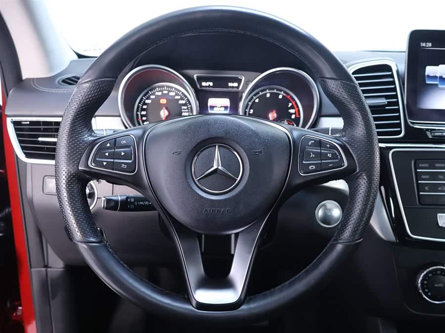 Mercedes-Benz GLE Coupe 2019 #17 Mercedes-Benz GLE Coupe 2019 car image #17