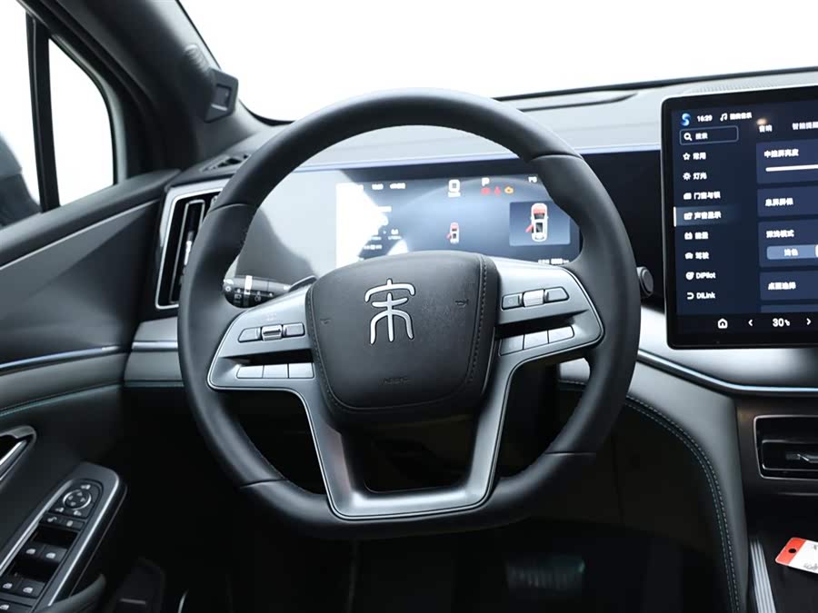 BYD SongL DM-i 2025 car image #17