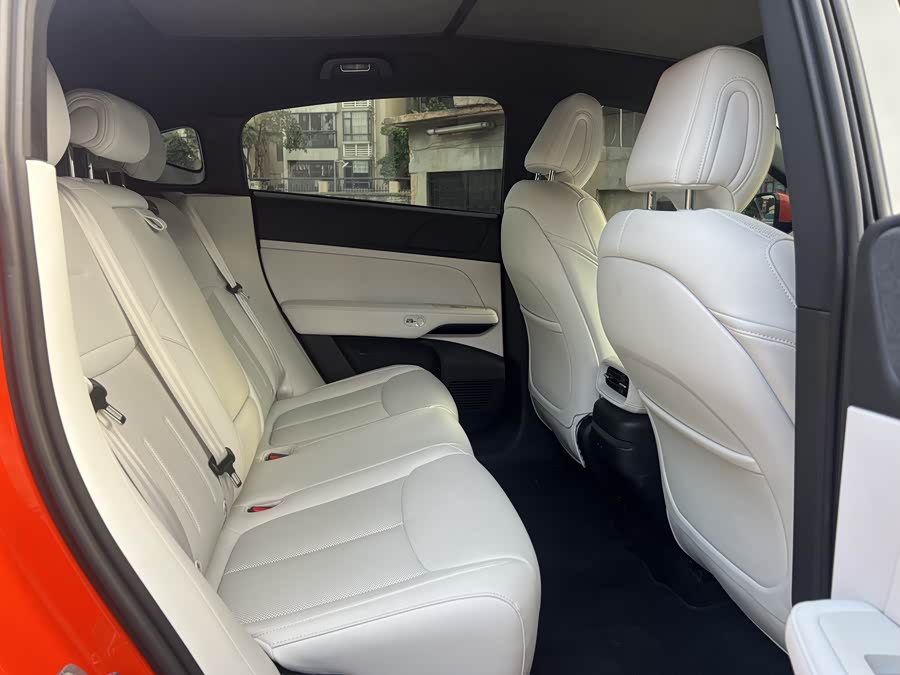 Xpeng G6 2024 صورة سيارة #17