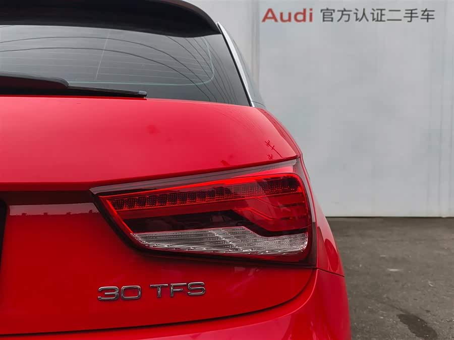 Audi A1 2016 car image #17