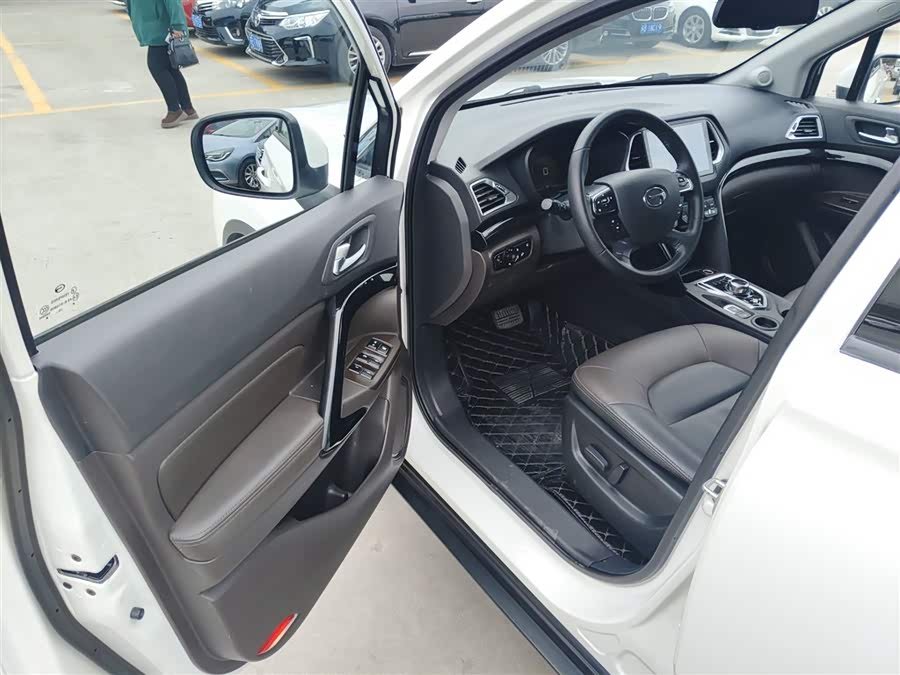 GAC Qizhi PHEV 2019 car image #17