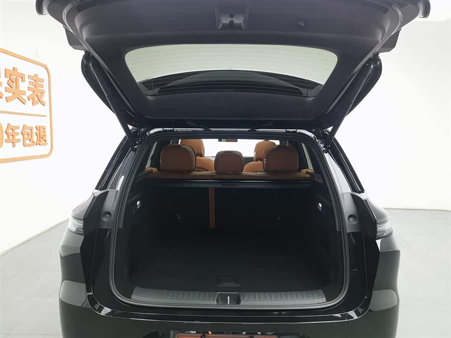 Li L6 2025 imagen de coche #17