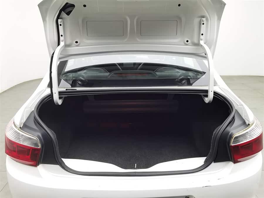 Citroen C-Elysée 2015 car image #17