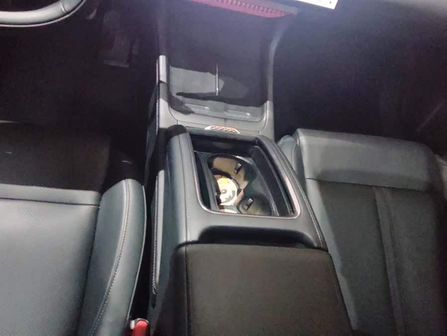 Zeekr 007 2024 immagine di auto #17