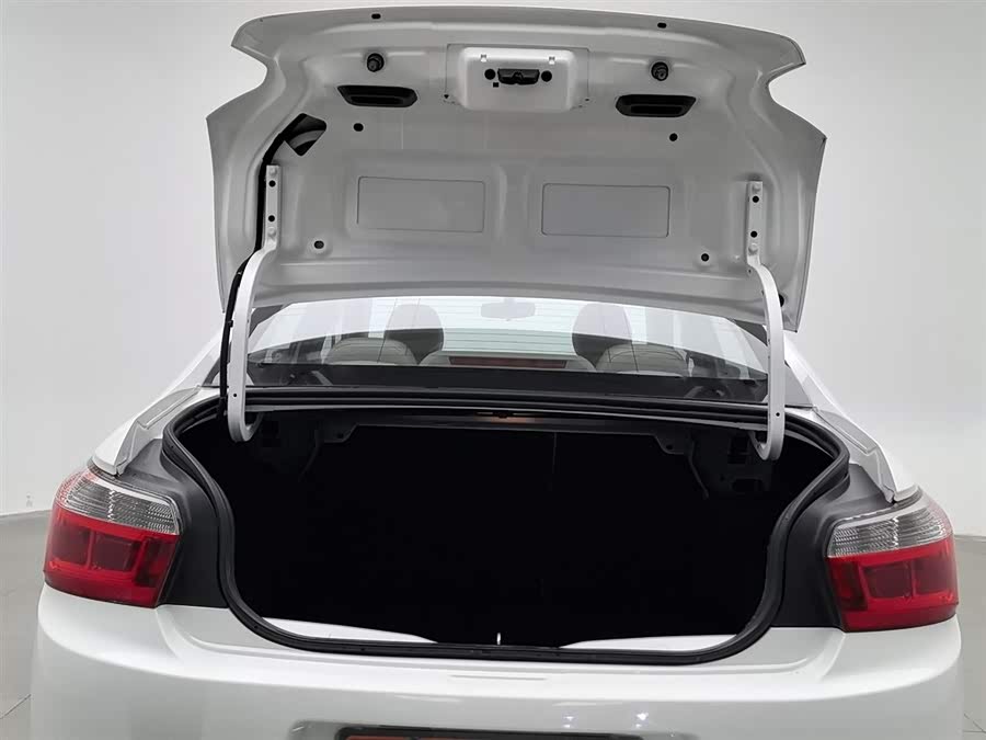 Citroen C-Elysée 2014 car image #17