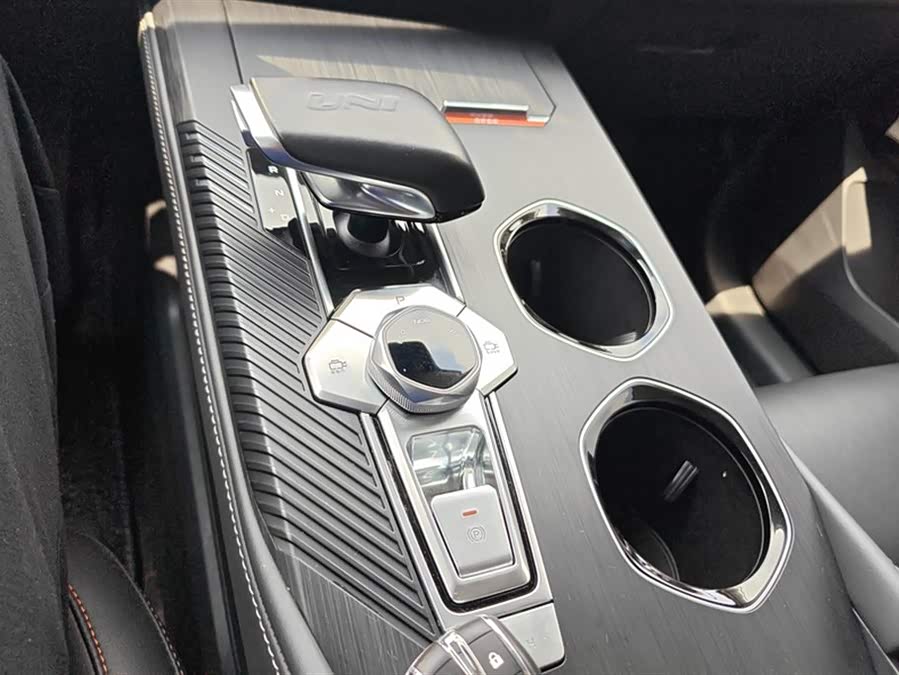 Changan UNI-K 2021 #17 Changan UNI-K 2021 car image #17