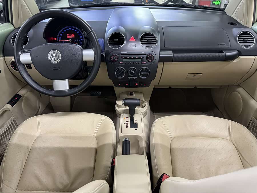 Volkswagen Beetle 2008 immagine di auto #17