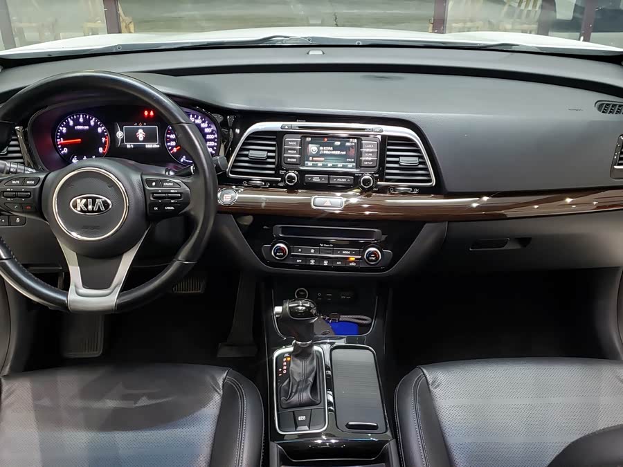 起亚 起亚K4 2015 汽车图片 #17