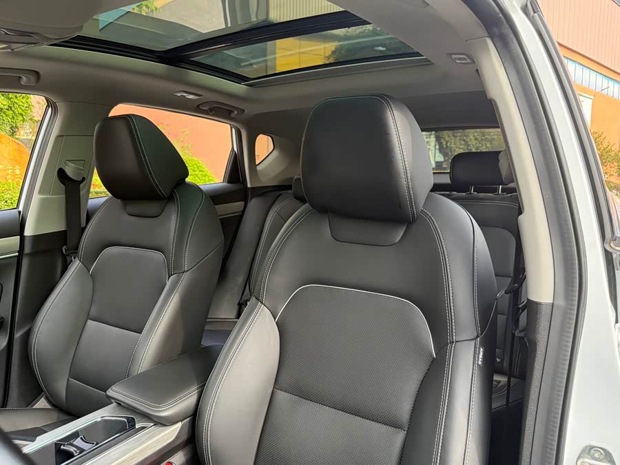 GEELY Coolray 2019 car image #17