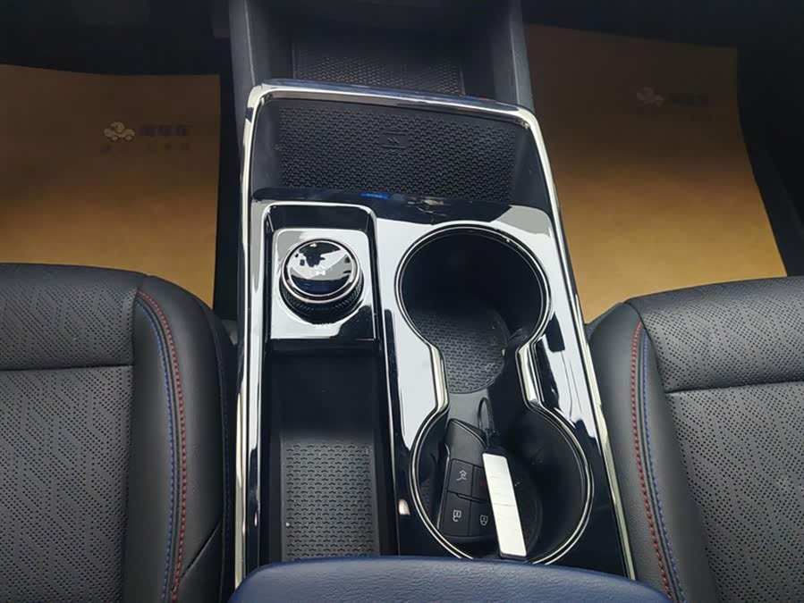 Chevrolet Equinox Plus 2024 #17 Chevrolet Equinox Plus 2024 car image #17