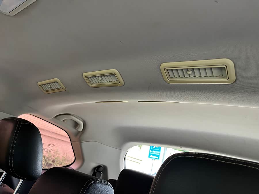 SWM斯威汽车 SWM斯威X7 2016 汽车图片 #17