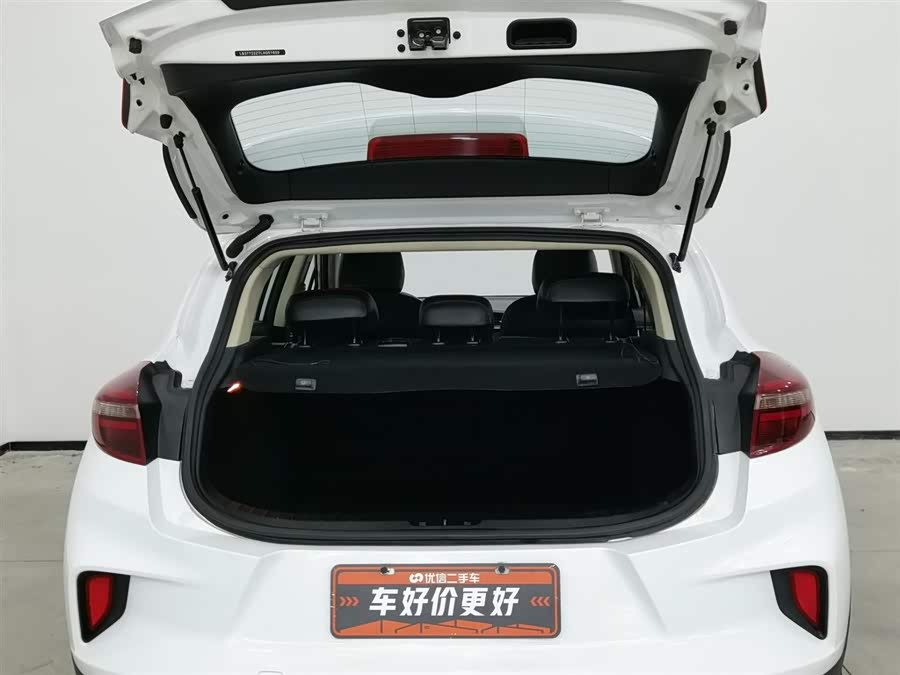 GEELY Emgrand GS 2020 car image #17