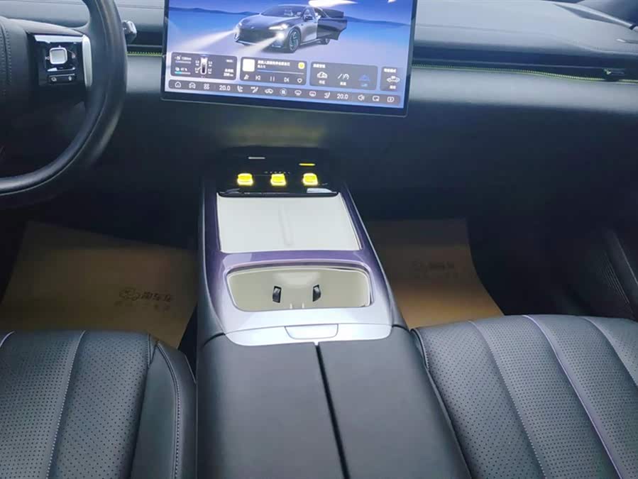 Deepal L07 2024 car image #17