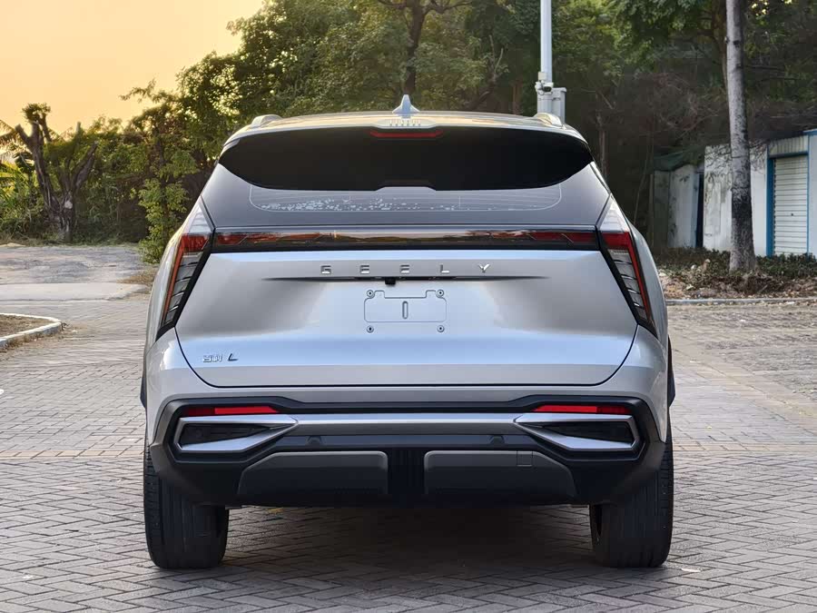 GEELY Boyue L 2022 car image #17