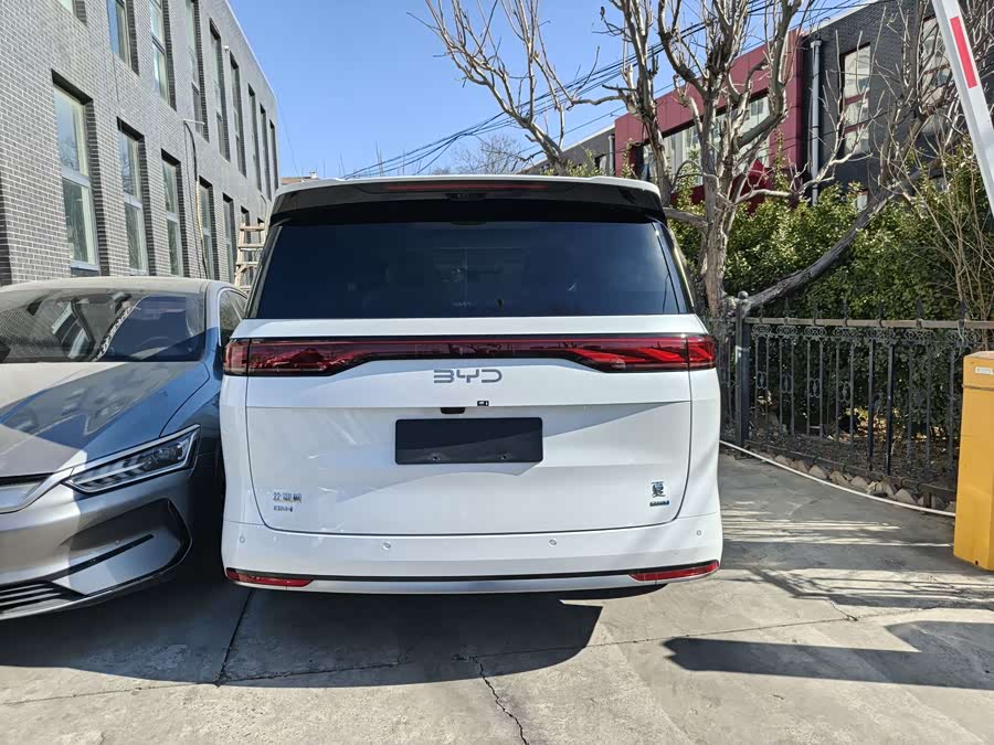 BYD Xia 2025 #17 BYD Xia 2025 imagen de coche #17