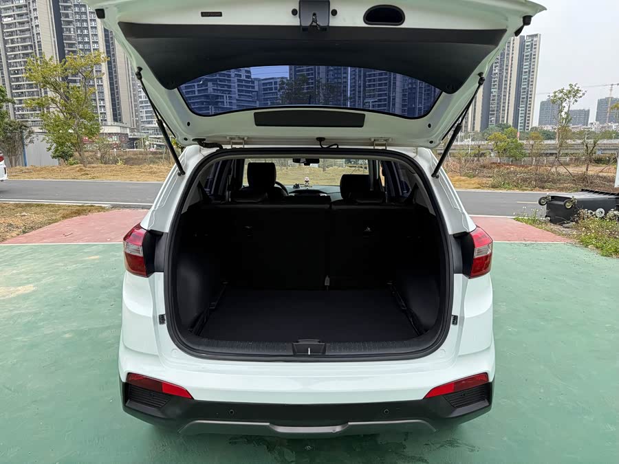 Hyundai ix25 2015 #17 Hyundai ix25 2015 car image #17