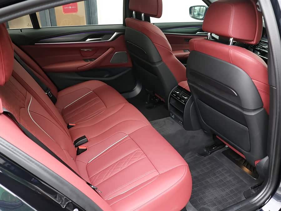 BMW 5 Series New Energy 2024 car image #17