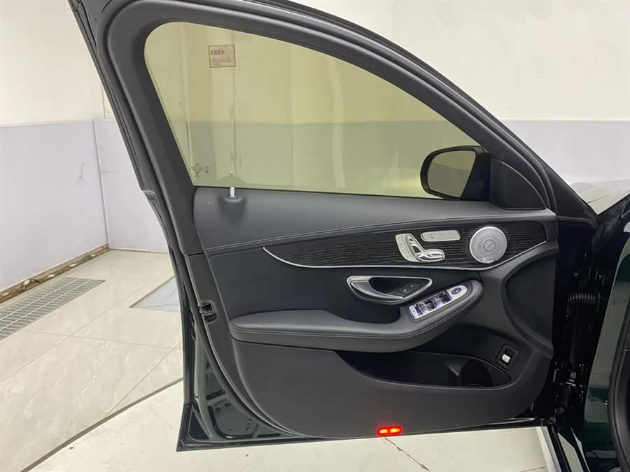 Mercedes-Benz C Class 2021 car image #17