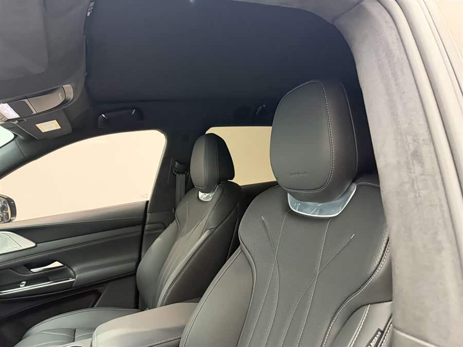 小鹏 小鹏G9 2025 汽车图片 #17