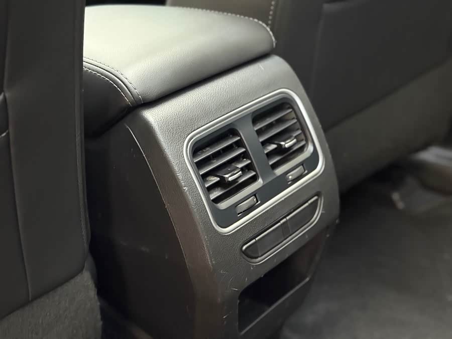 Haval 2018 car image #17