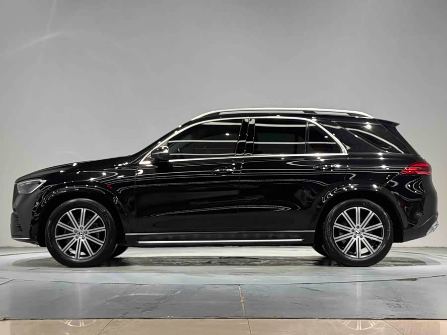 Mercedes-Benz GLE Class 2023 #17 Mercedes-Benz GLE Class 2023 car image #17