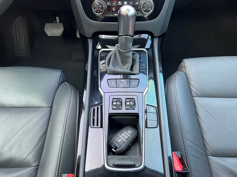 标致 标致508 2015 汽车图片 #17