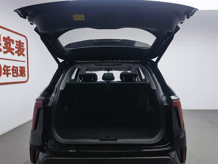 JAC X8 PLUS 2024 #17 JAC X8 PLUS 2024 car image #17