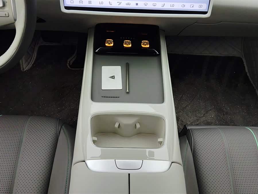 Deepal L07 2024 image de voiture #17