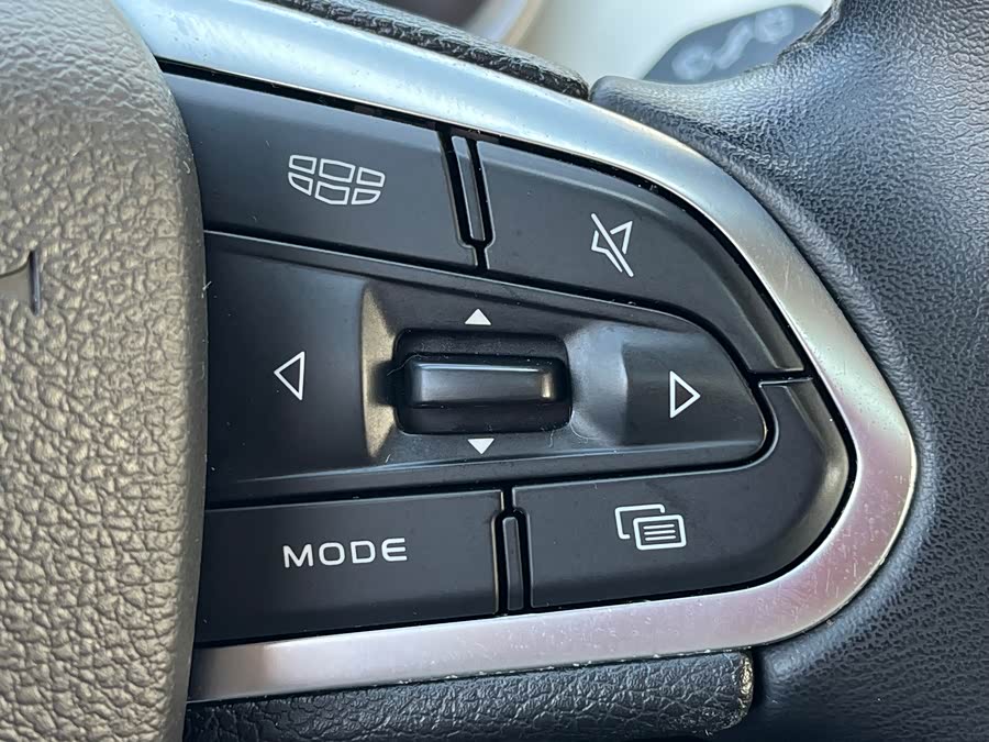 GEELY Coolray 2021 #17 GEELY Coolray 2021 car image #17
