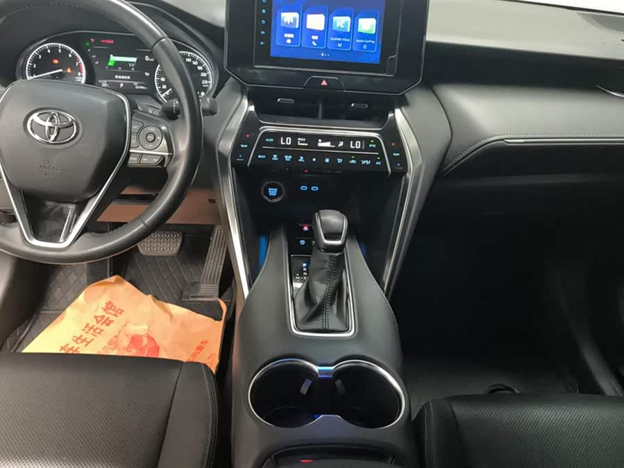 Toyota Harrier 2023 immagine di auto #17