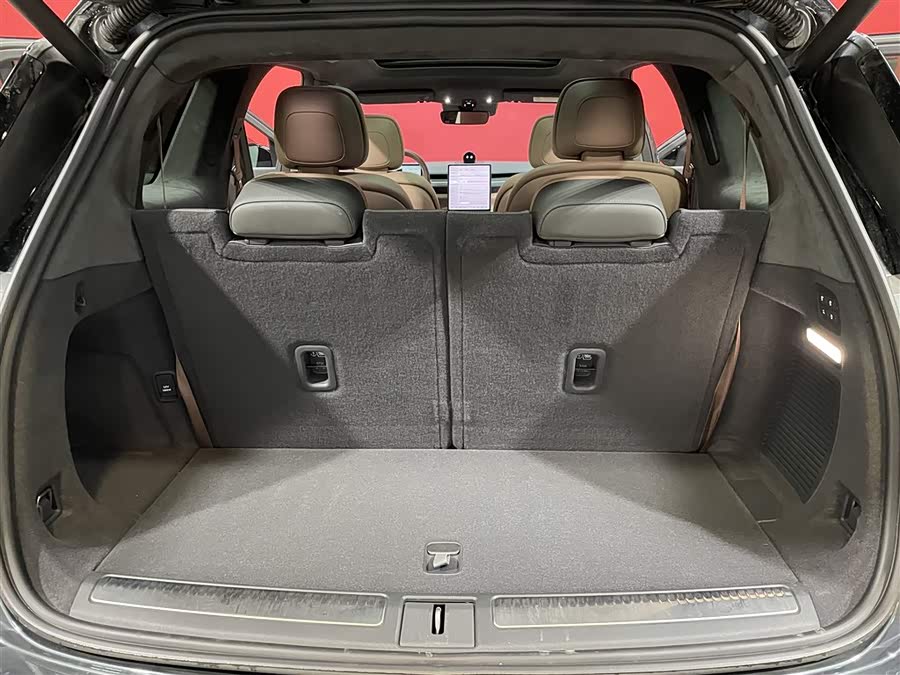 蔚来 蔚来ES8 2024 汽车图片 #17