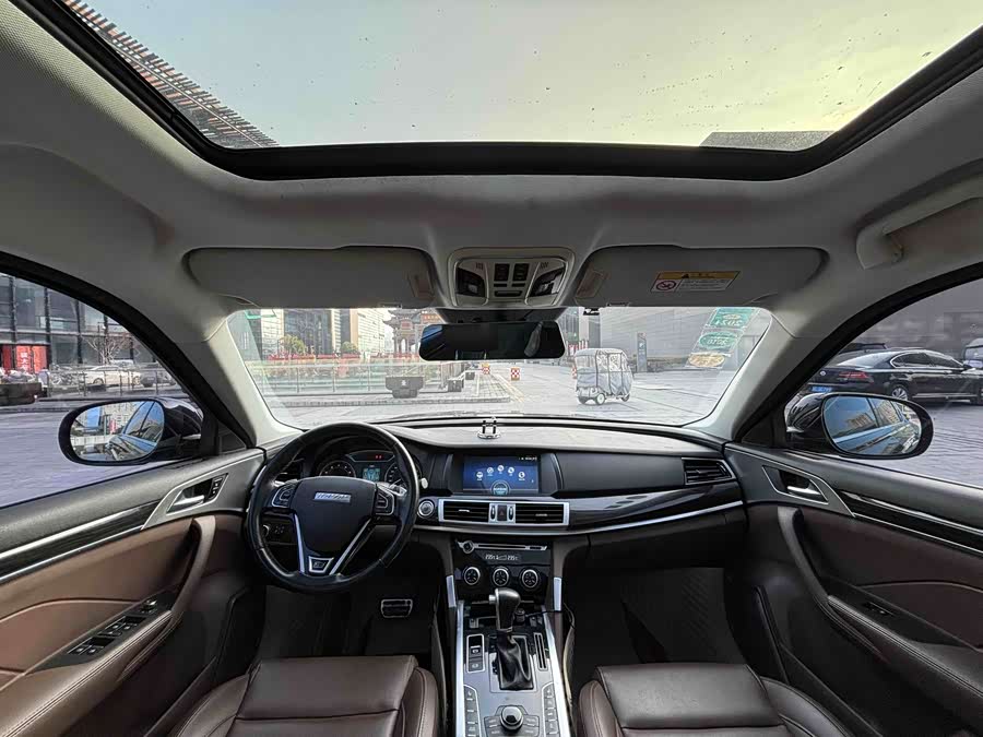 Haval H7 2017 car image #17