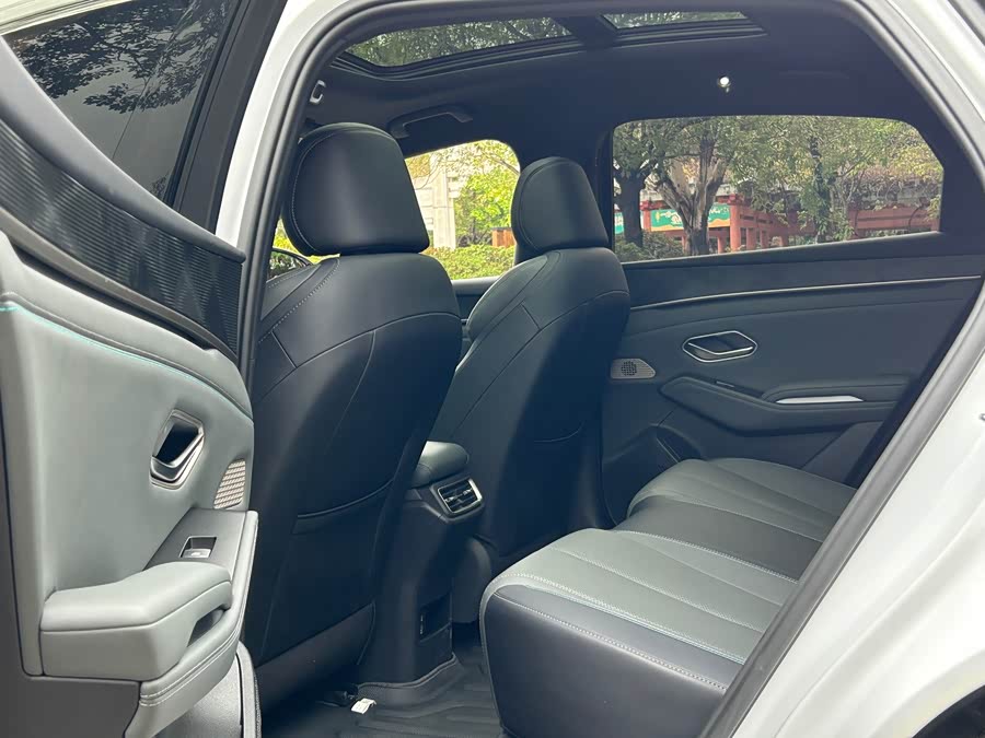 BYD Qin L 2025 car image #17