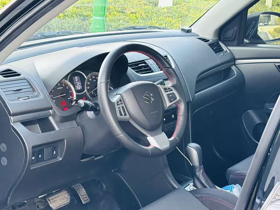 铃木 速翼特 2015 汽车图片 #17