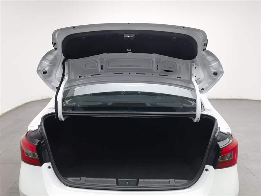 奇瑞 艾瑞泽5 2018 汽车图片 #17