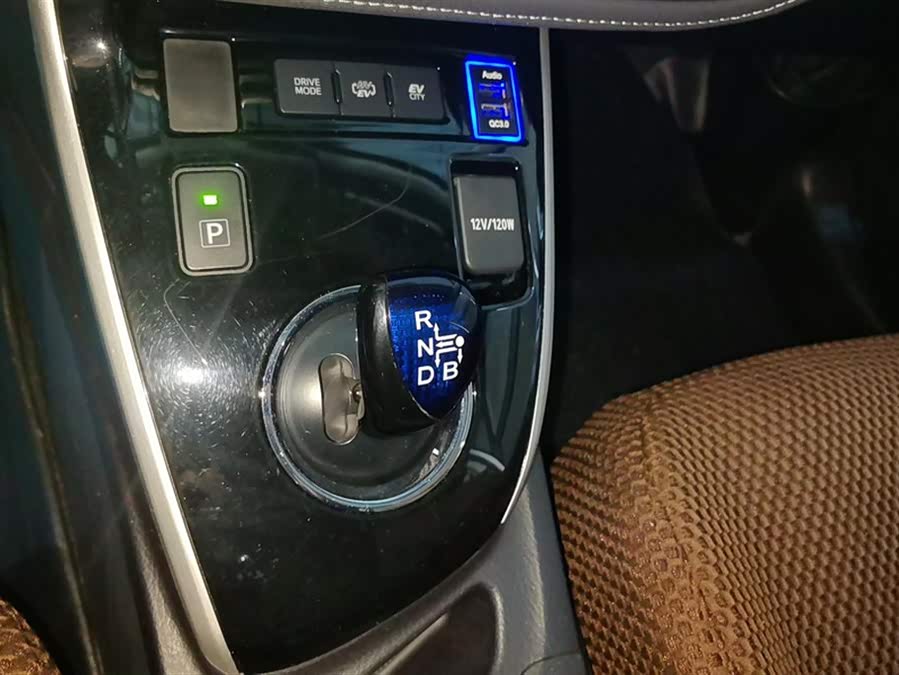 Corolla Hybird E+ 2021 car image #17