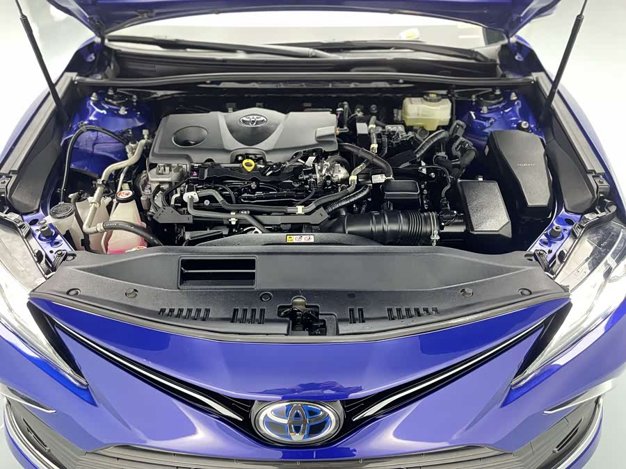 Toyota Camry 2023 immagine di auto #17