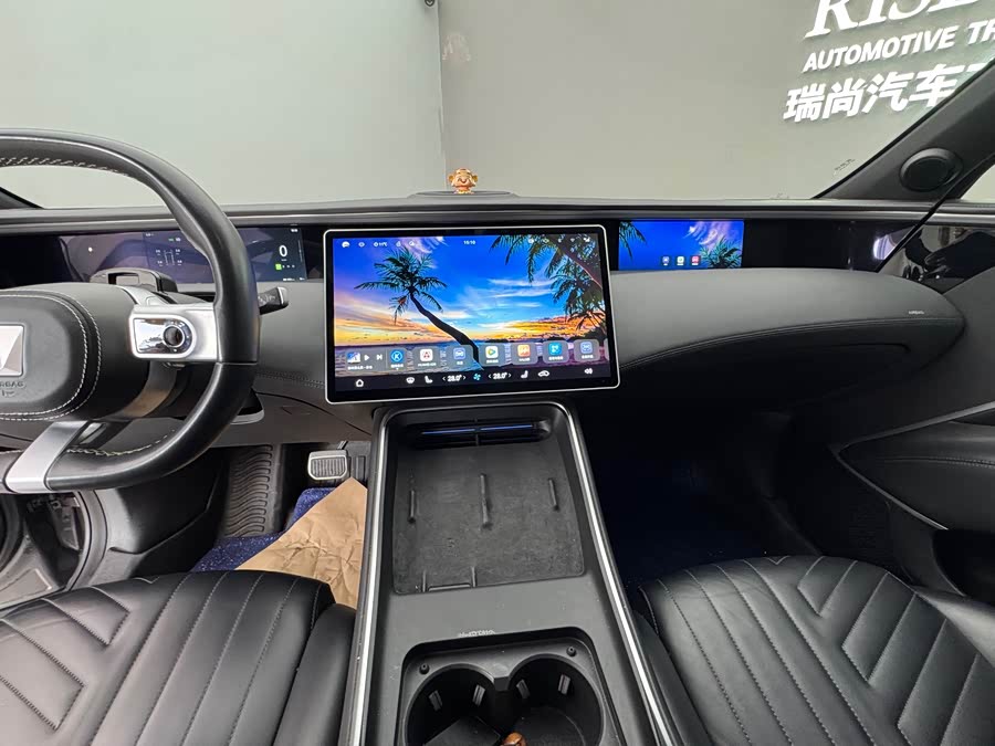 Avatr 11 2023 #17 Avatr 11 2023 car image #17