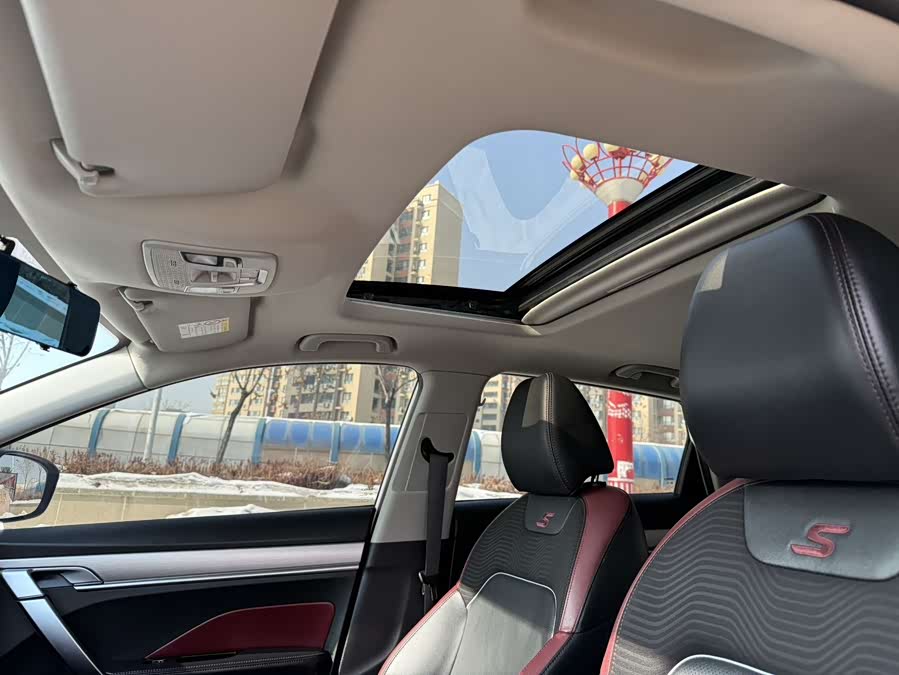 GEELY Coolray 2021 #17 GEELY Coolray 2021 car image #17