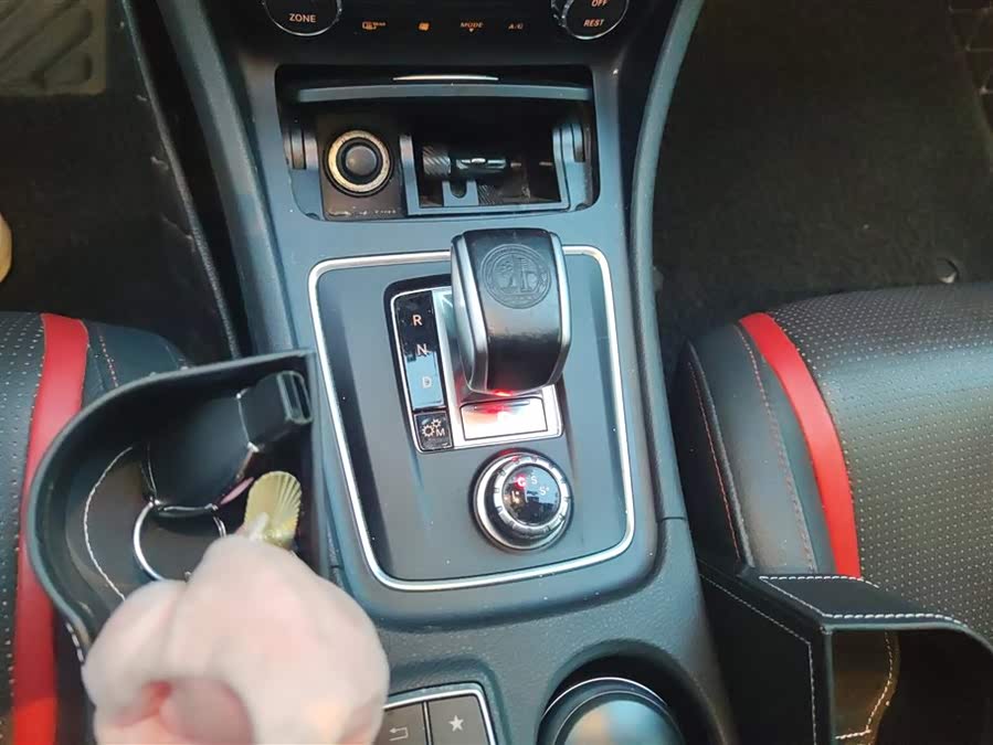 Mercedes-Benz GLA AMG 2017 car image #17