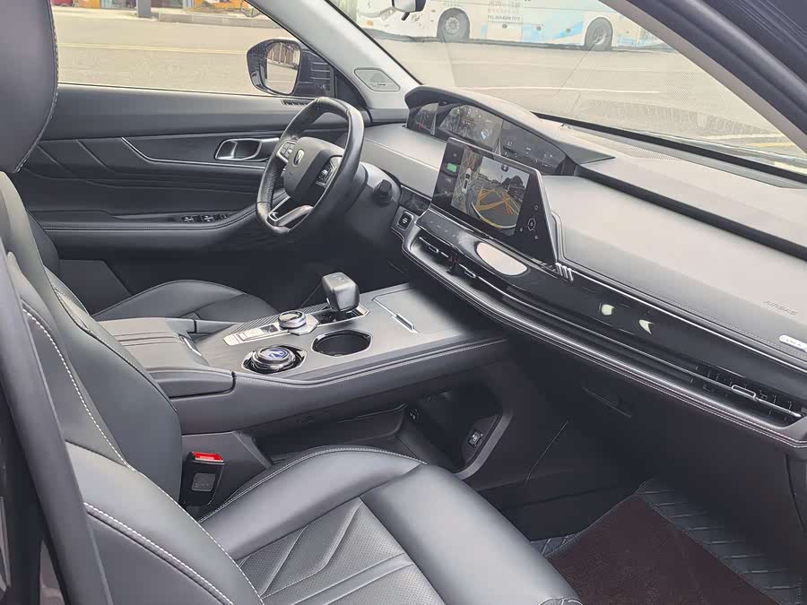 Changan UNI-K 2024 immagine di auto #17