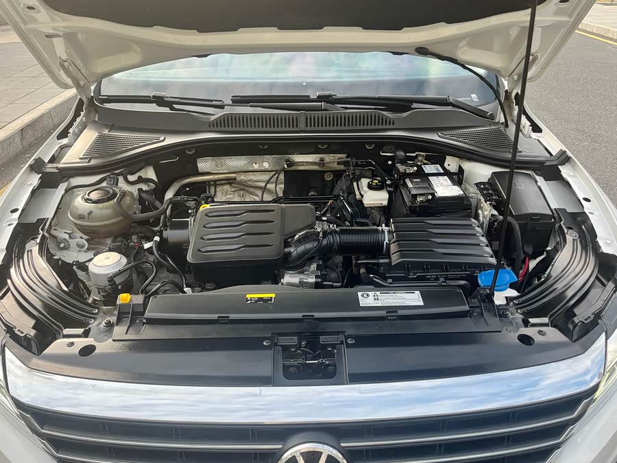 Volkswagen Lavida 2022 car image #17
