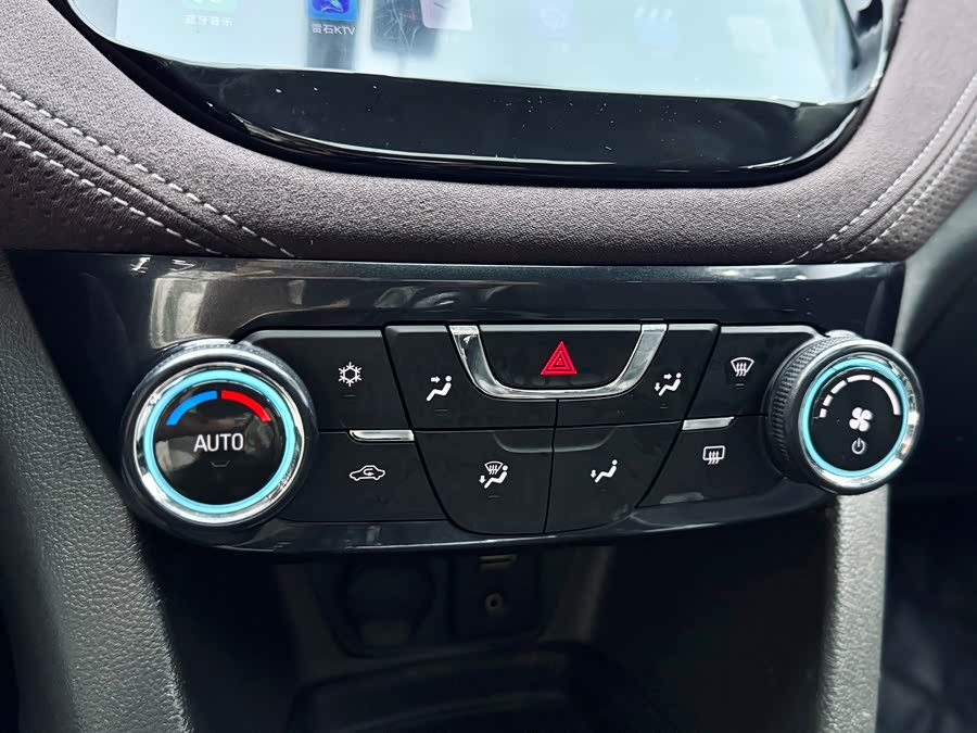 Chevrolet Malibu 2018 car image #17