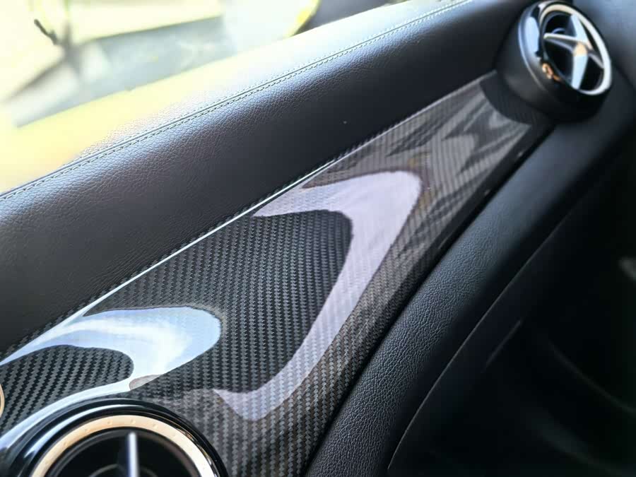 Mercedes-Benz GLA AMG 2018 car image #17