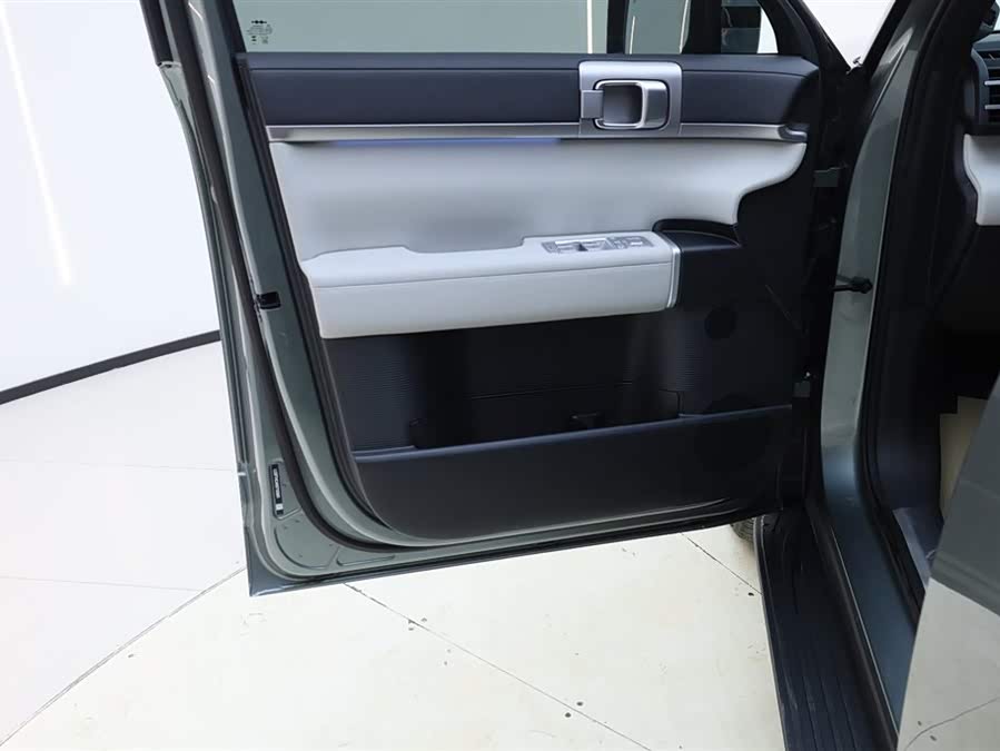 FangChengBao Tiger 7 2025 #17 FangChengBao Tiger 7 2025 car image #17